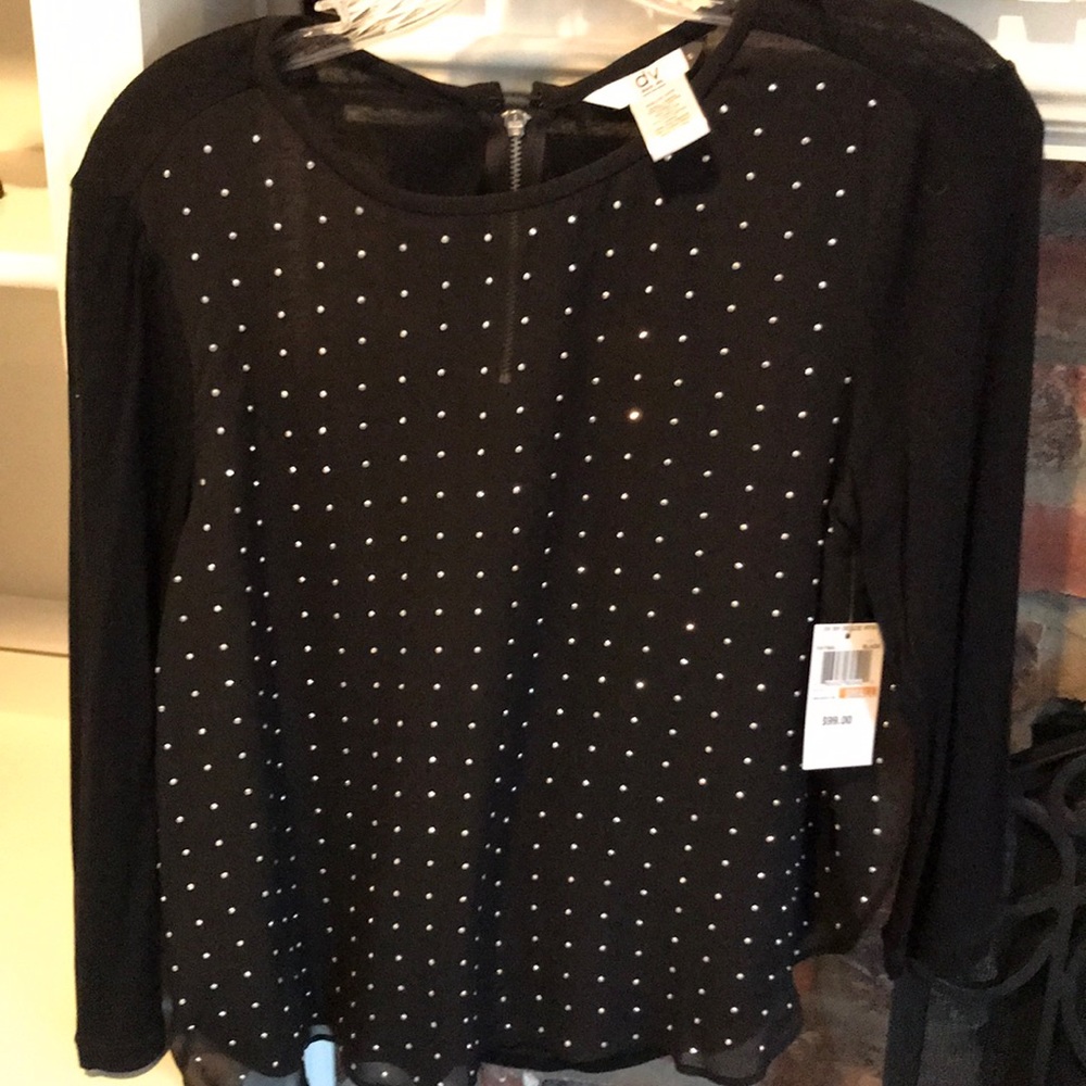 New With Tags Dolce Vita blouse.